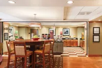 Hampton Inn & Suites Lake George - Morgenmad