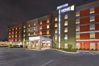 Home2 Suites by Hilton Little Rock West - 주차장