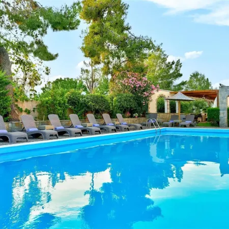 Stefania Hotel