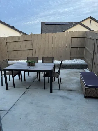 Charming super clean 1-bedroom house with WiFi heat and AC in tranquil Roseville