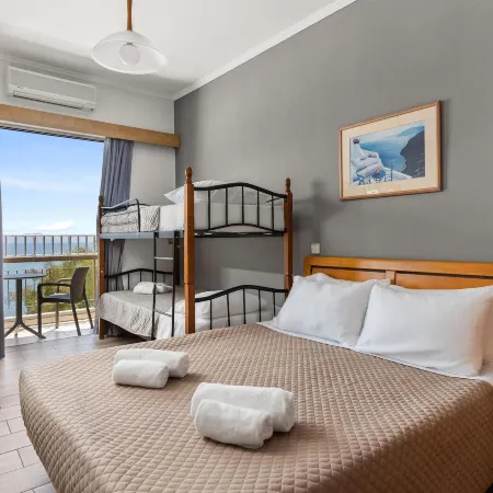 Stefania Hotel