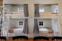 Bunkhouse on High - retreat into your private sanctuary located on High Street