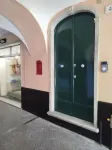 House of Romi Milly Apartment in the heart of the old town a stone's throw from the sea