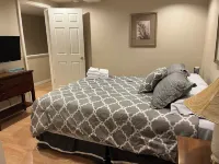 #11 2-bedroom apartment in historic Lorain, across from Palace Theatre. Hotels in Lorain