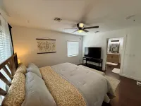 Spacious 4-bedroom, pet friendly, outdoor games, fire pit in charming Fruita Hotels in Fruita