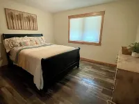 New Listing Gull Lake East Side 2bed/1bath guesthouse in charming Nisswa