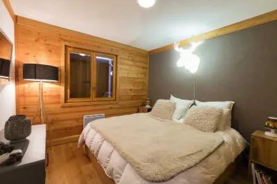 Amilu,beautiful 7/9 person apartment, on-piste access (wheelchair accessible) Hôtels à proximité de : Montgenèvre
