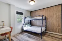 Charming 2-bedroom apartment with WiFi in Tannersville, Minutes from Camelback