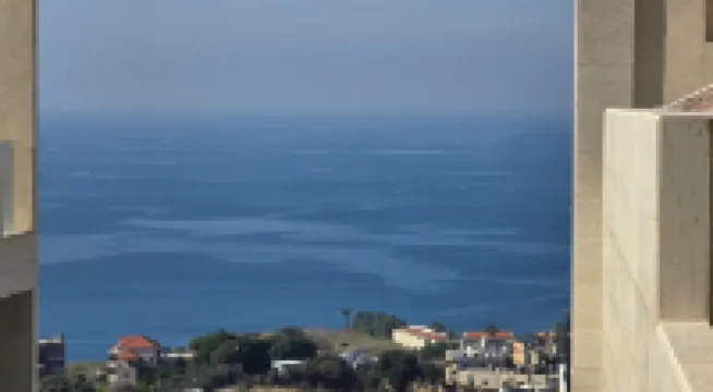 Charming 1-bedroom apartment with pool, WiFi, Ac, in nice, calm area in Tabarja