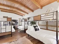 Brazos Riverfront Cabin - Near PK Lake & Rocker B Ranch!