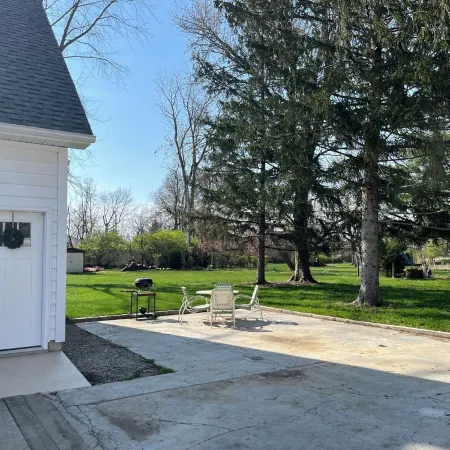 The Nature Loft: New 2-Br Apartment in Troy with Green Space + Patio