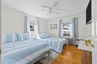 Costal Cottage Retreat minutes from Newport RI