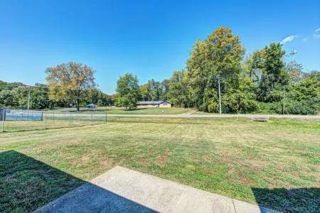 Convenient 2 bedroom with King Bed