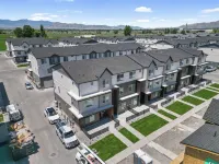 Family-Friendly 3-Story Home Sleeps 9