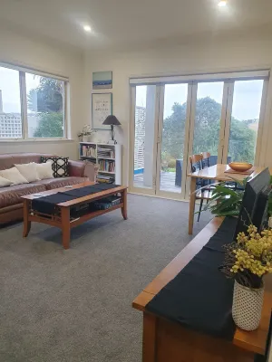 Delightful 1 B\R apartment. King Bed + Ensuite. Hotel dekat Little Manly Beach