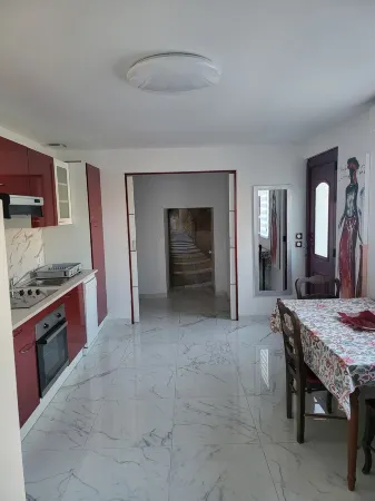 Gîte on the banks of the Loire in the suburbs of Saumur, in a village in the countryside