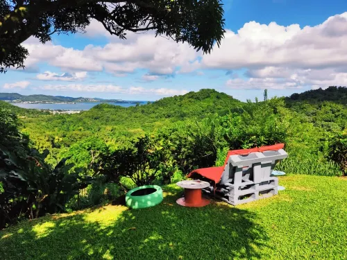 3 Bedroom Villa in Le Robert Hotels in Le Robert