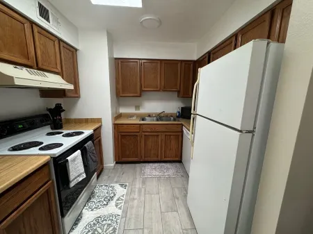 Cozy corporate apartment in Hobbs with WiFi, AC