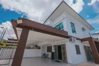 kings Pine Residences HomeStay 3-bedroom house with AC and WiFi in Ranau 14 Hôtels à proximité de : Vivian Natural Rafflesia Garden