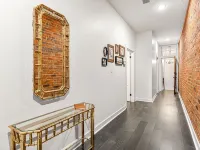 The Betty - Entire rental unit in New Albany, Indiana Sleeps 8 Hotels in Floyd County