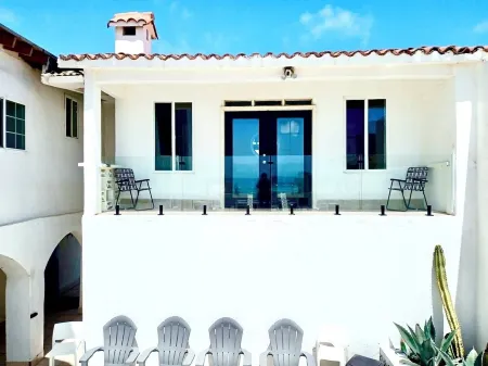 Rosarito Beach ON THE SAND!  Sleeps up to 30!