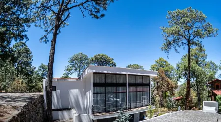 Spacious cottage in La Toscana Mazamitla