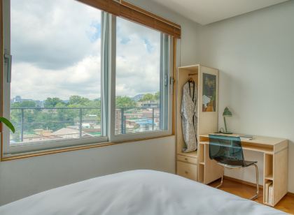 ナクサン バルコニー