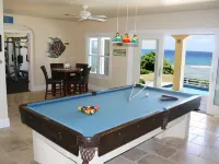 OCEANFRONT LUXURY VILLA, 4900sf, 4br, 4bth, billiards and Gym Hotels in Northcentral