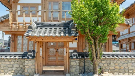 Gyeongju Hanokstay Darak