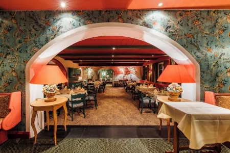 Hotel Edelweiss Отели в г. Блуденц