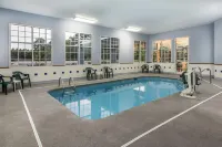 Super 8 by Wyndham Fayetteville