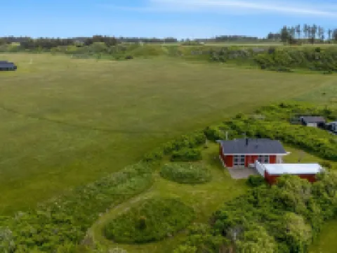 "Verene" - 400m from the Sea