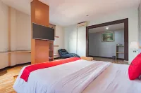 RedDoorz Premium Near Bandung Station Hotels in Andir