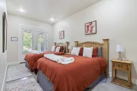 Spacious modern 4 bedroom house -downtown Waco near Silo District