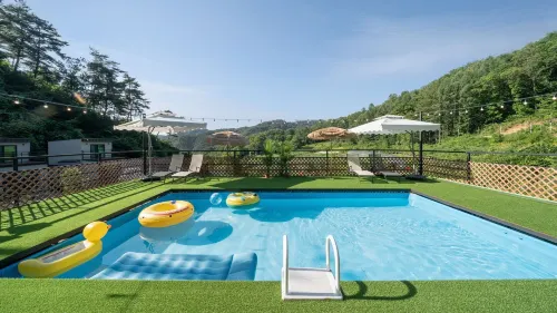 Hongcheon Stone Brown Pension