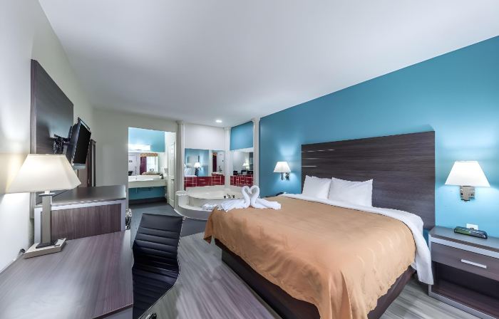 Quality Inn & Suites Canton