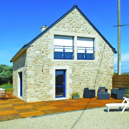 Stone House in Cleder near Les Amiets Beach
