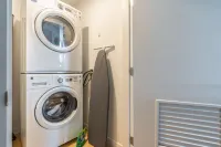 2BR | Lounge, Rooftop, Gym | Bellevue | Sophari C