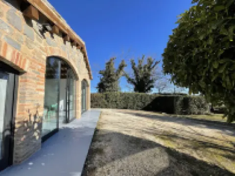 Pet-Friendly Villa with Garden