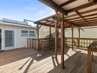 @ Marbella Lane - Modern Refreshing Home Hotels in San Mateo