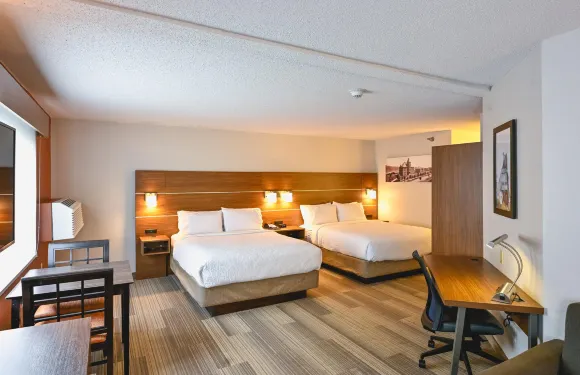 Holiday Inn Express 霍頓 - 基威諾