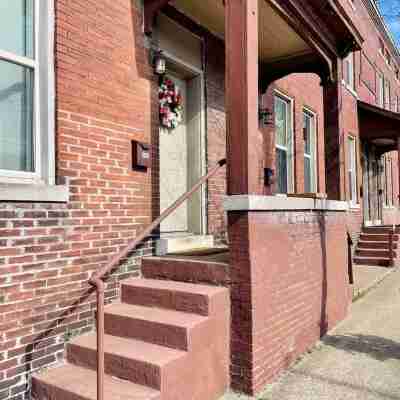 Casa de Color - 2BR/1BA Townhome near Downtown Hotel Exterior