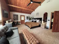 Gorgeous XL Log Cabin in Bloomington, IL! 2 Game Rooms + Hot Tub & Sauna!