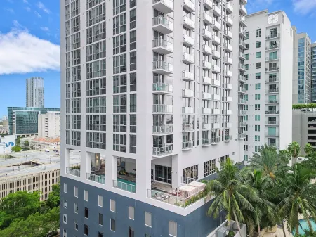 Downtown Miami Hotel Отели рядом с достопримечательностью «Порт оф Майами»