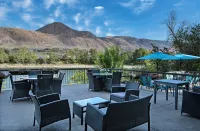 ريفرلاند إن آند سويتس فنادق في كاملوبس