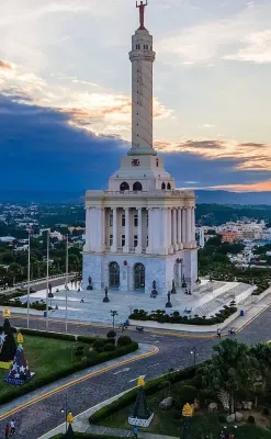 3 bedroom apartment  with WiFi, AC Netflix in Santiago โรงแรมใน