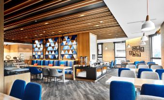 Holiday Inn Express KAOHSIUNG LOVE RIVER by IHG