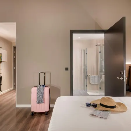 Moxy Verona