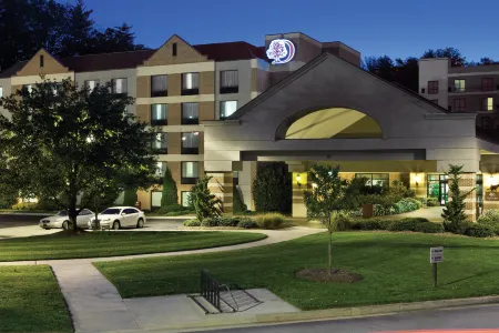 DoubleTree by Hilton Biltmore Hotel-Asheville