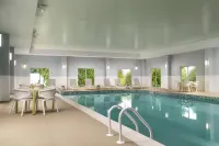Hilton Garden Inn Boston-Burlington - Pool